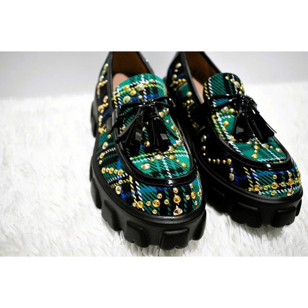 Betsey Johnson Aleah Green Plaid Studded Tassel (3163) Loafers - Women's 6.5